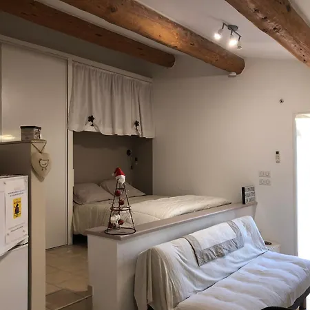 בית נופש La Jasse *